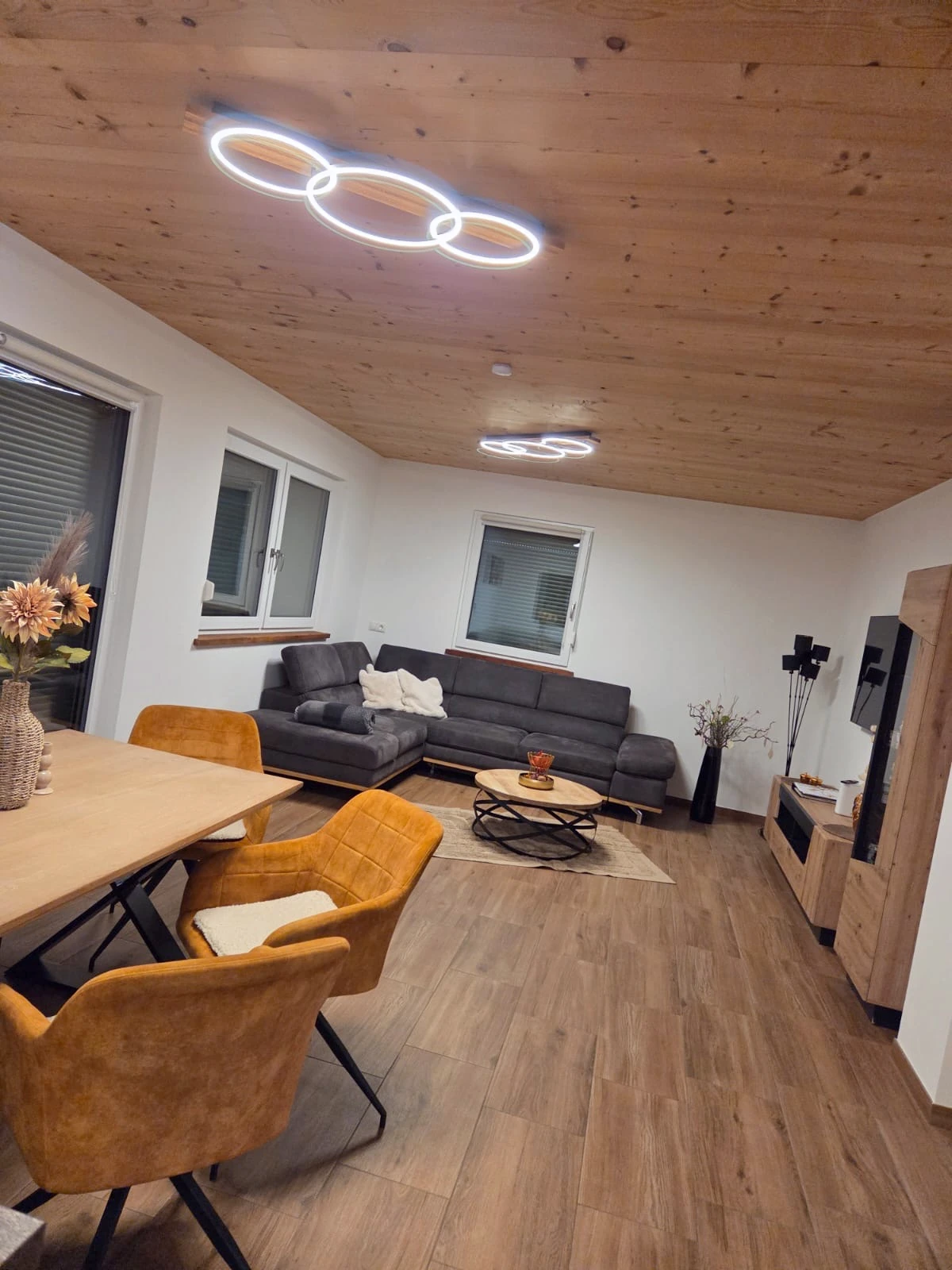 Wohn- & Essbereich – Chalet Bergblick