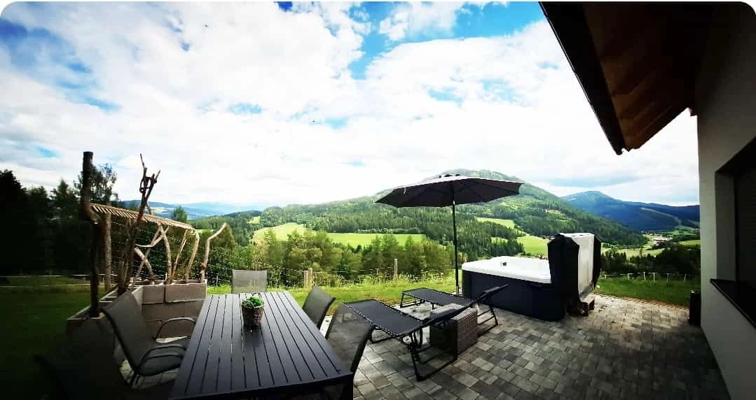 Terrasse mit Weitblick – Chalet Bergblick